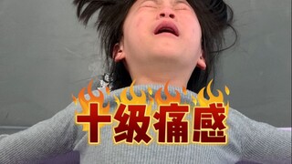 "压腿时流的汗珠子，落地会变成萤火虫。等攒够九万九千九百九十九颗，就能照亮你去北京城的路"