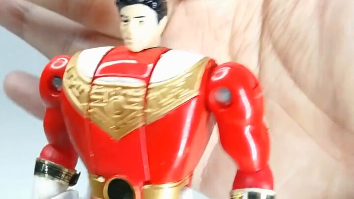 [Permainan Manekin Dua Sisi] Buka ritsleting mainan kecil itu dan serahkan ke Power Rangers Red Warr