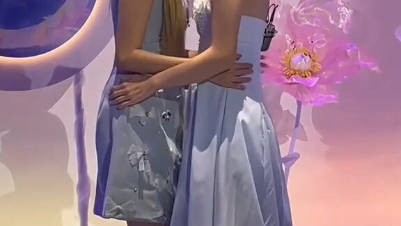 I can't get my eyes on you two daddy and mommy 🥺I can die now omyghaaad FreenBecky is real😍🤏💞