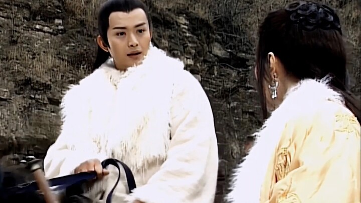 The male lead uses his charming tongue to flirt with the female lead at every turn, seizing every ch