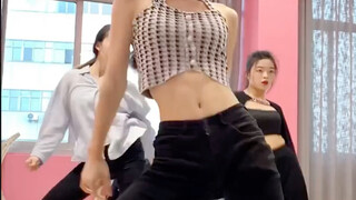 ยิ้มเข้าไว้และซ่อนความภูมิใจของคุณเอาไว้