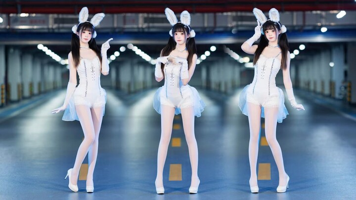 Here comes a pure white little bunny 💗Bunny Style💗