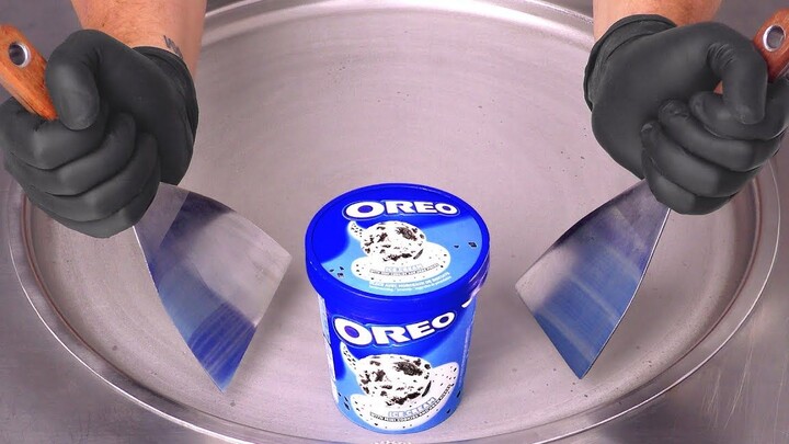 Back to childhood: Make ice cream by stir-frying Oreo Ice Cream
