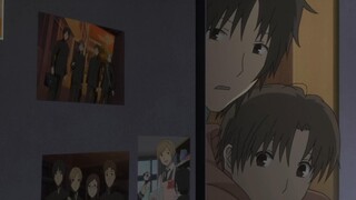 Natsume put the photos with his friends in the closet because he was shy.