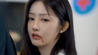 Gadis itu meninggalkan kariernya demi keluarganya tetapi dikhianati oleh suaminy