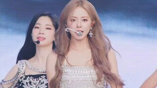 مسرح حفل TWICE Perfect World