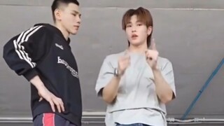 蔡有福:我可以跳性感的舞蹈，但是小路不可以！