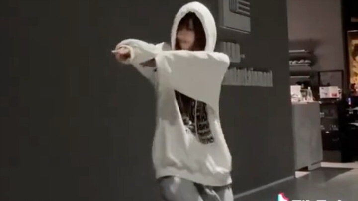 Nishimura’s Heartwarming Knife Cover Hits the Mark! [Original Artist: ENHYPEN]