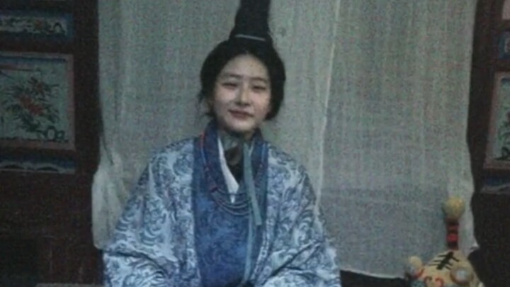 “A whole province laughs at me as a madman, and young lads often come to mock me. Under Junping’s cu