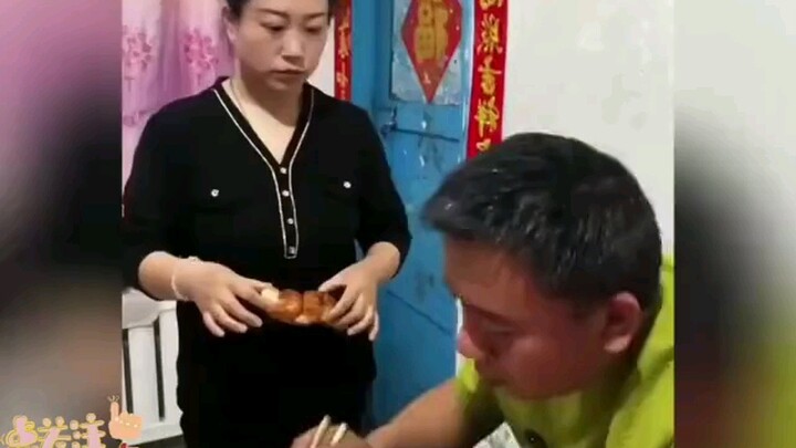 เมื่อภรรยาบอกว่าจะพาแม่มาอยู่ด้วยเพื่อดูแลยามแก่ สามีพูดอะไรบางอย่างจนเธอเงียบไปเลย