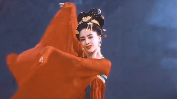 Dalam pertarungan dansa antara wanita cantik di industri hiburan, siapa yang lebih baik, Wang Churan