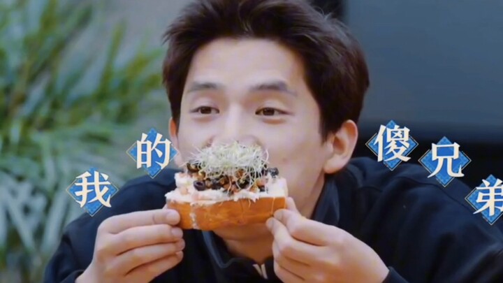 คนเจ็ดคนและช่วงเวลาตลกสี่สิบเก้าช่วง ฉันจะเรียกมันว่ารายการวาไรตี้ที่ตลกที่สุดรายการหนึ่งของปี มันทำ