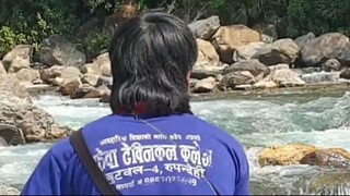 cast netting in Nepal | himalayan trout fishing with handmade cast net |