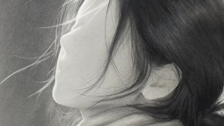 Kalau suka sama dia, gambar aja dia!