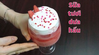 Cách làm sữa tươi dưa hấu thơm mát, giải nhiệt ngày hè! Tra My Cooking
