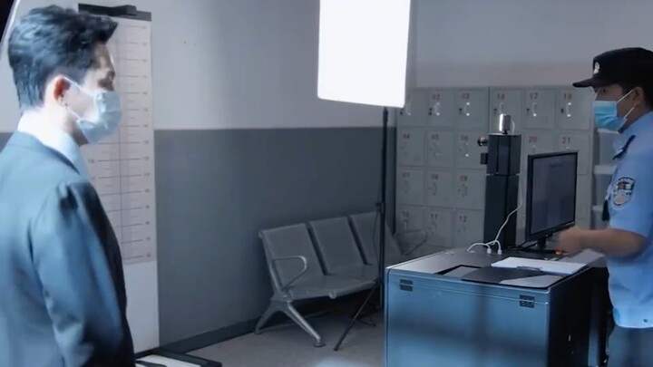 أنت جاي للسجن، ليش تهتم بالتفاصيل الدقيقة هيك؟