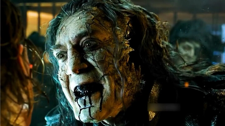 Son risks provoking the ultimate villain, the Sea Butcher Salazar, to save his father.