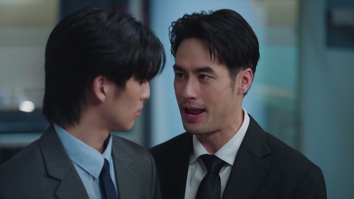 คมเดือน Mandate E06