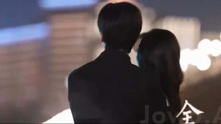 สาวยากจนช่วยชีวิตซีอีโอที่ถูกวางยาพิษด้วยร่างกายของเธอ และวันรุ่งขึ้นเธอก็ตั้งครรภ์! ซีอีโอตามใจเธอ