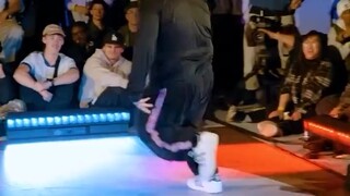 This chubby bear brother dances pretty well, but it turns out dancing doesn't help you lose weight.