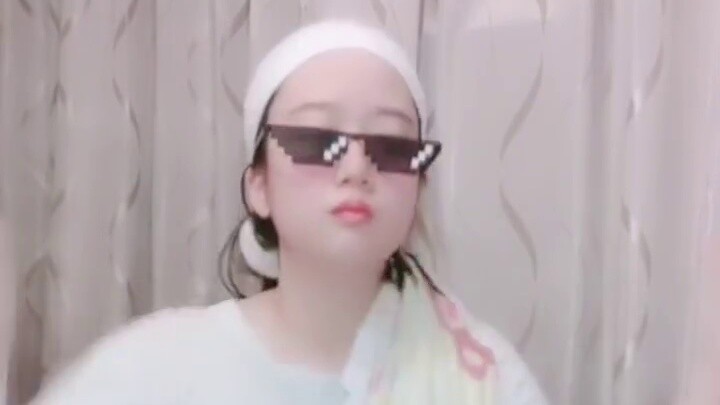 [เวอร์ชั่นผู้หญิง] ชอบแบบ Challenge เต้นบิดเท่ๆ ไปเลย ไปเลย!!