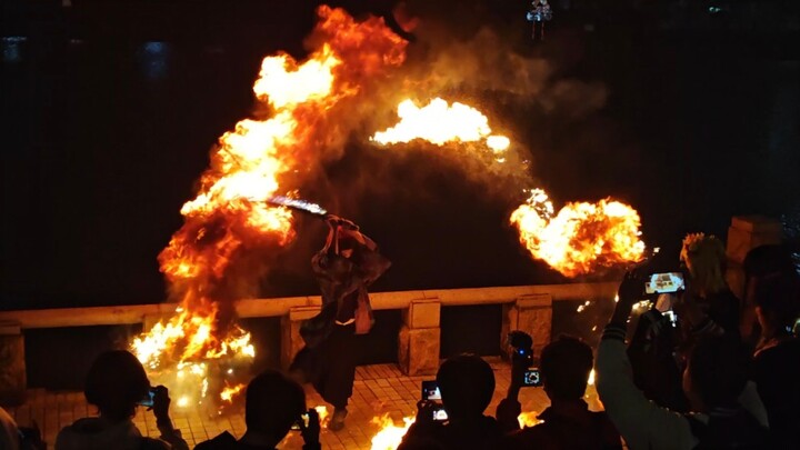 Muzan làm người ta sợ đến phát khóc