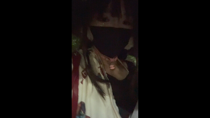 ใต้กระโปรงซ่อนหางไว้หนึ่งอัน~ ออกไปรับพัสดุยังรู้สึกตื่นเต้นดีอยู่เลย～