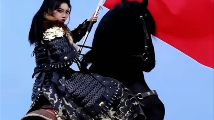 Chinese-style cosplay that’s dropped major cash at the start of the year! Hua-liu is the real top-ti