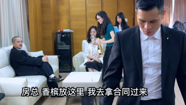 Phải làm gì? Đang chờ trực tuyến!!!