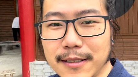Harian Hewan Peliharaan Sang Tukang Sia‑sia di Kuil Tao