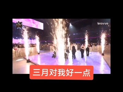 ดูเหมือนหัวกะโหลกที่ลุกขึ้นมาเต้นอยู่ดีๆ
