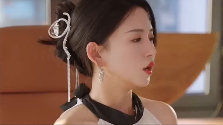 ประธานสาวเปิดคลิปแฉสามีนอกใจกลางงานเลี้ยง CEO หนุ่มหล่อเห็นแล้วถูกใจ ขอช่วยเธอโดยเอารักเป็นเดิมพัน