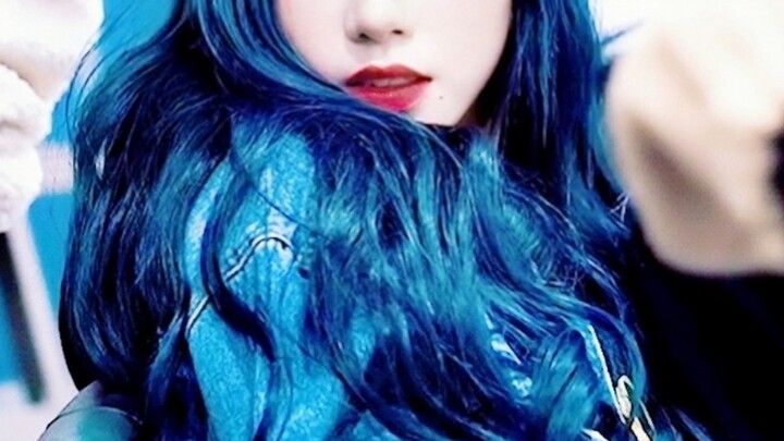 Holy cow—those curves, those legs, that beauty! This hell‑level opening followed by an epic comeback