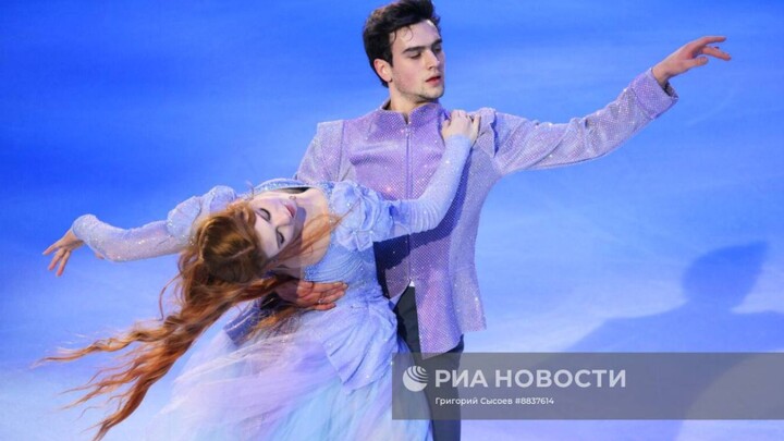 【ทรูซอฟวา】วิดีโอความละเอียดสูง การเต้นรำของซินเดอเรลล่า! ซาชา “ซินเดอเรลล่า” โชว์บนน้ำแข็ง บันทึกจาก