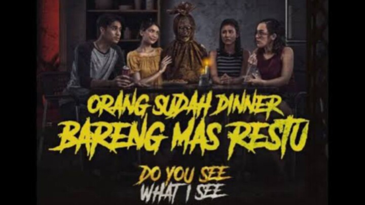 film seorang gadis mahasiswa pacaran sama pocong