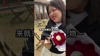 为了避免厚本以后没有机会穿上婚纱，这次给厚本举办婚礼主题的生日会#搞笑 #情景剧 #shorts