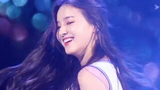 Dewi montok Lee Seung-ri! MOMOLAND - BBOOM: Nancy (video tanpa teks) 180915