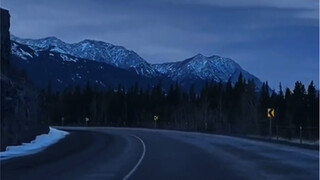 I like this driving atmosphere.