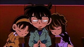 Conan: How can I go to the toilet if you guys are like this?!