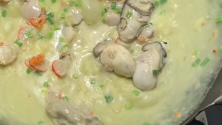 Tự làm bánh kếp vào ngày mưa
