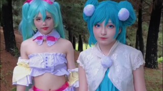 I'm thinking... 🤔💙 #HatsuneMiku #Vocaloid #malaysiacosplayer