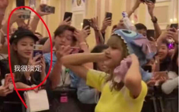 【يوان يي تشي】رقصة عشوائية على موسيقى KPOP، أغنية موه تشيو تجعل الجميع يتفاعلون بقوة وDNA يتحرك بشدة