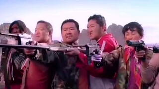 I'm so scared, as long as there are enough of you, I can put on the handcuffs myself!