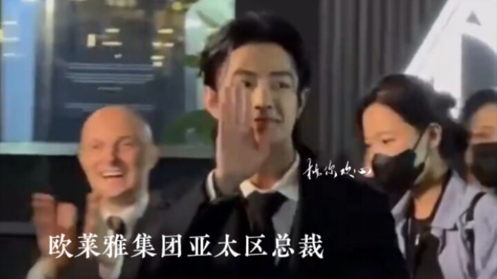 The God of Wealth Has Arrived—CEOs of Luxury Brands Are Overjoyed!