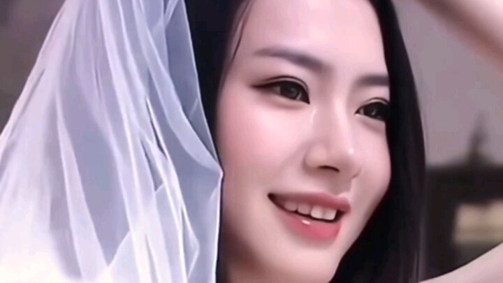 Khê Vy nhắc đến “Hạ Gia Tam Thiên Kim” là lại bồi hồi nhớ về ngày xưa! Hạ Thiện Hữu đúng là xinh đẹp