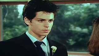 หัวใจเต้นของวัยเยาว์ซ่อนอยู่ในดอกไม้