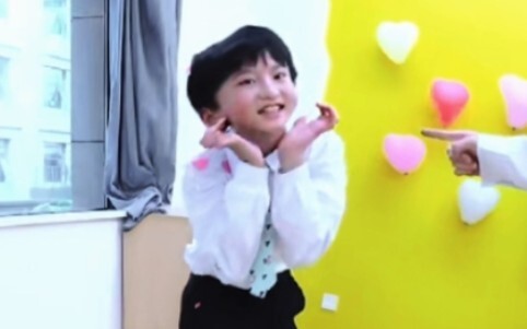 《姐 姐 恋 爱 吧》