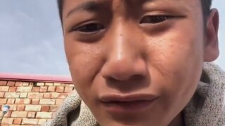 Reward Boy 1 "I sold my mother's mobile phone for 45 yuan"