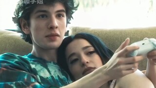 不理解阿诺拉为什么得奖的，不理解就对了