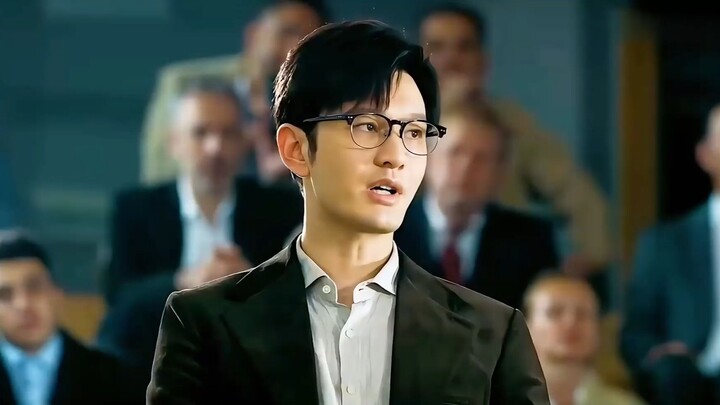 我国第一枚芯片诞生时，大学生一眼就看穿了芯片是假的，剧情片